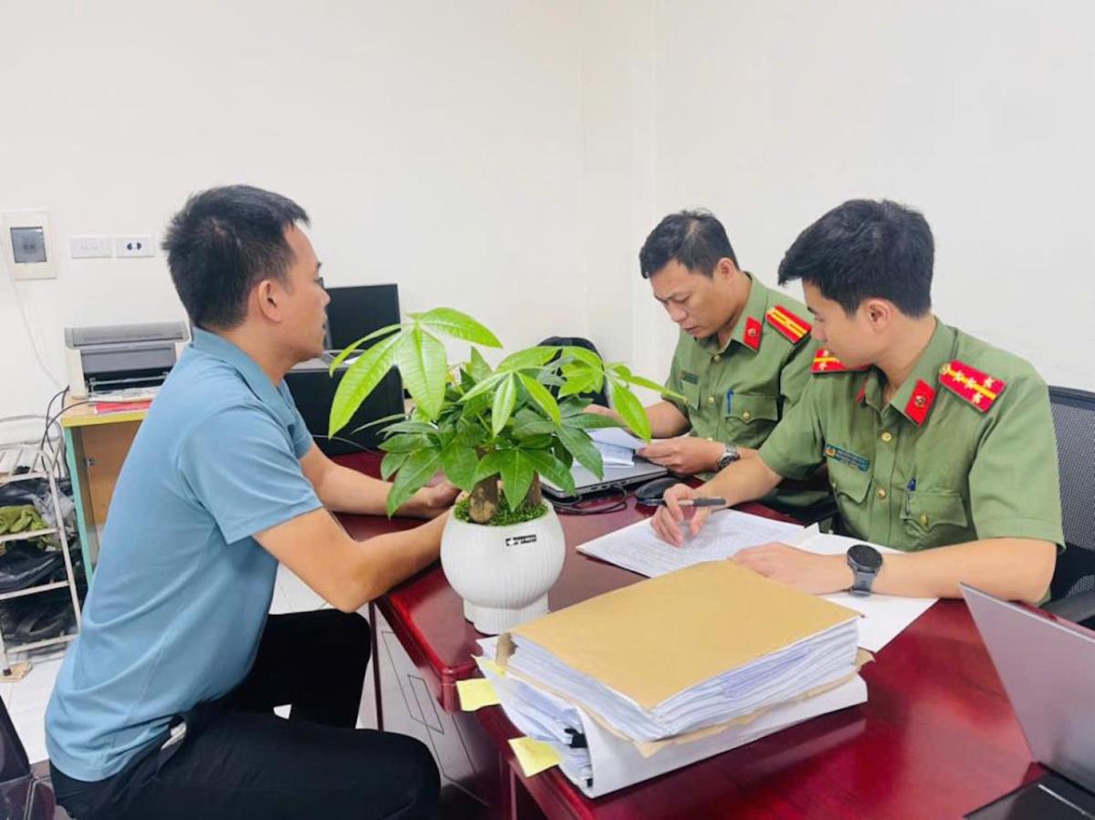 Lấy lời khai đối tượng