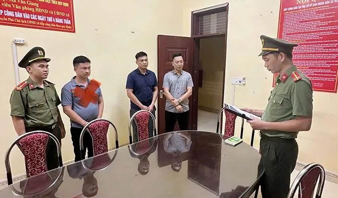 Đinh Mạnh Dũng bị bắt giữ. (Ảnh: CA)