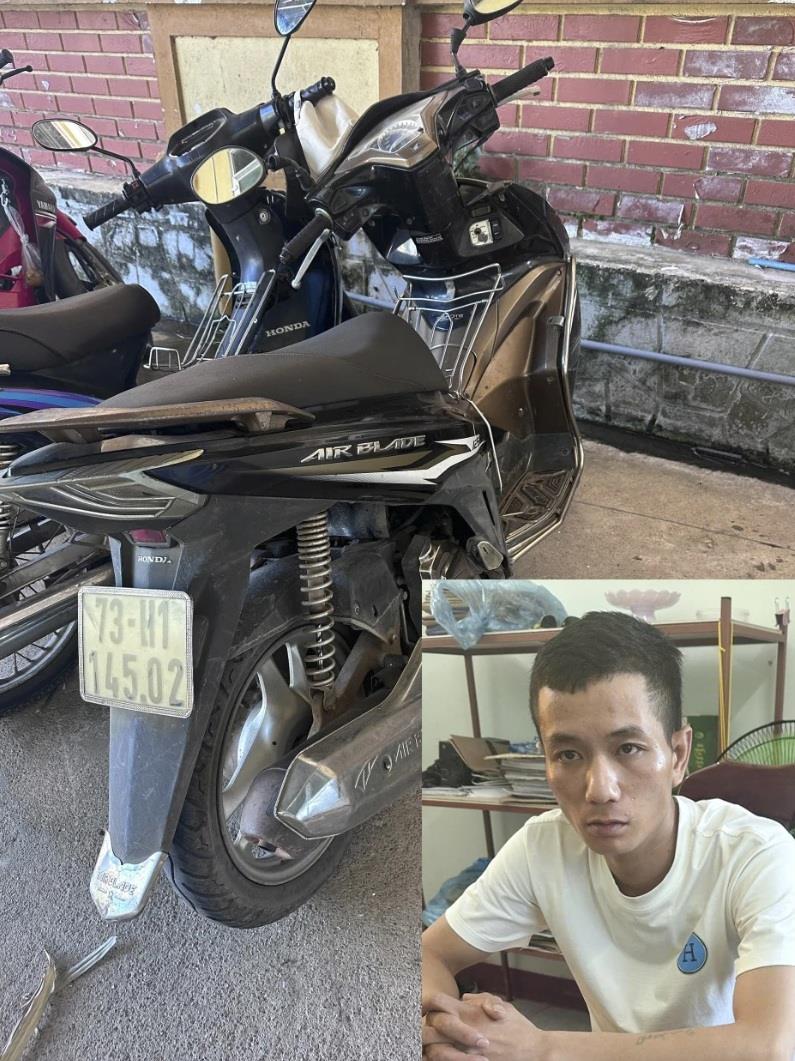 Đối tượng Tuấn và chiếc xe máy tang vật.