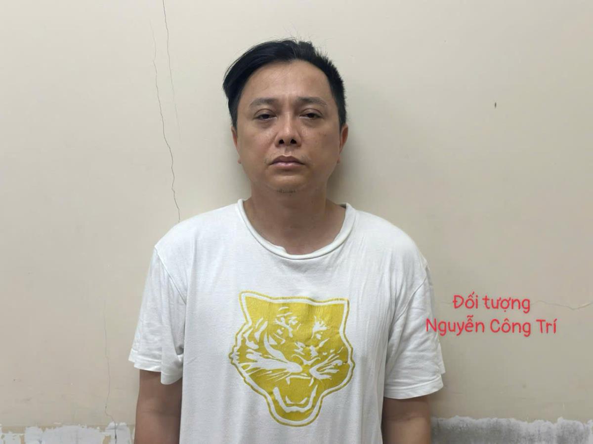 Các đối tượng cùng tang vật