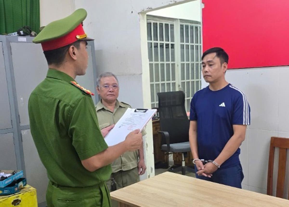 Quyết định truy nã đối với bị can Nguyễn Anh Cường.