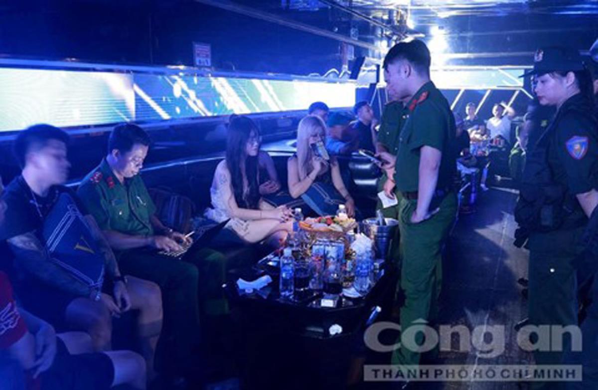 Công an tỉnh Quảng Trị phát hiện nhiều đối tượng tổ chức sử dụng ma túy tại các quán bar.