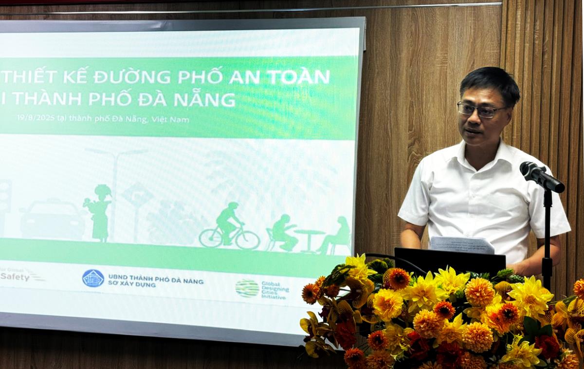 Chuyên gia của Tổ chức Thiết kế đường phố toàn cầu chia sẻ kiến thức, kỹ năng tại Chương trình tập huấn.