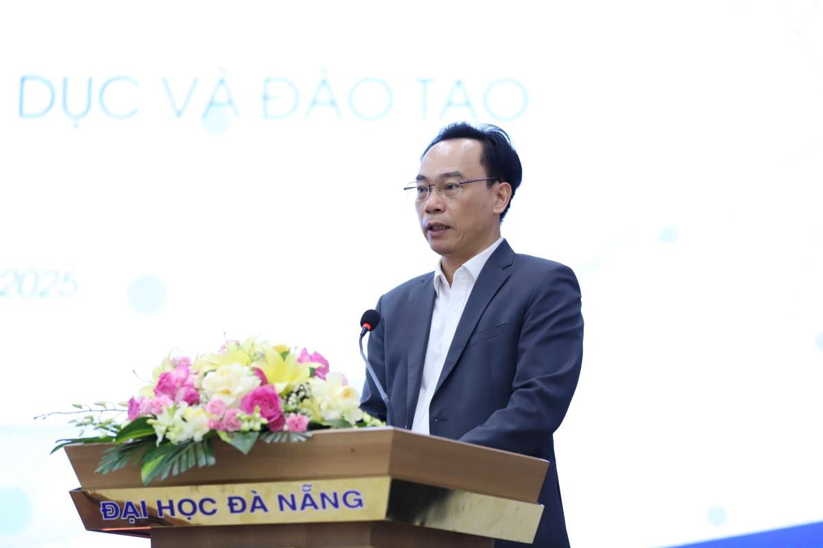 Lễ ký kết 21 biên bản ghi nhớ (MOU) giữa các trường đại học và doanh nghiệp