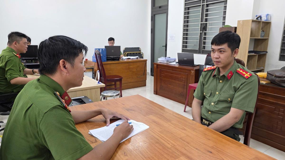 Đối tượng Phúc tại cơ quan Công an