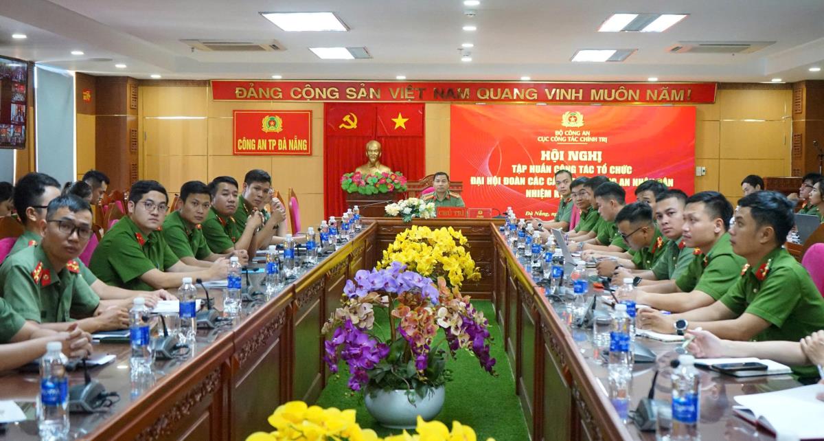 Các đại biểu dự hội nghị tại điểm cầu Công an TP Đà Nẵng.