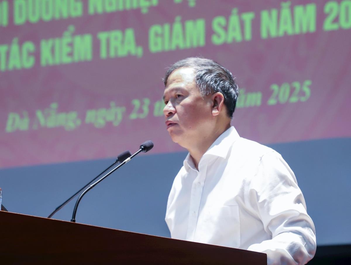 Các đại biểu tham dự khai mạc lớp bồi dưỡng