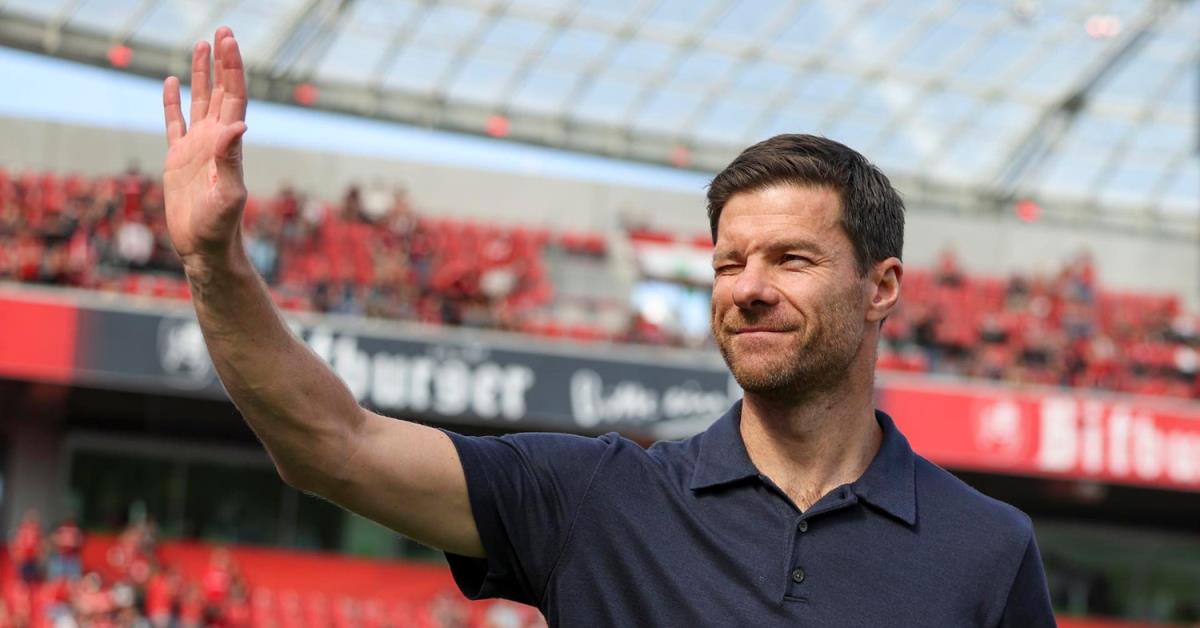 Xabi Alonso chia tay Real Marid chỉ sau 8 tháng nắm quyền.