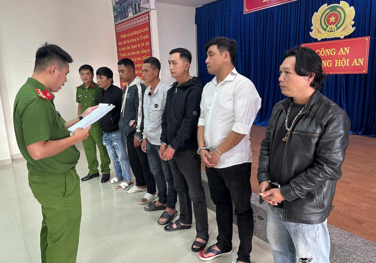 Cơ quan điều tra khởi tố, bắt tạm giam 6 đối tượng liên quan đến vụ án.