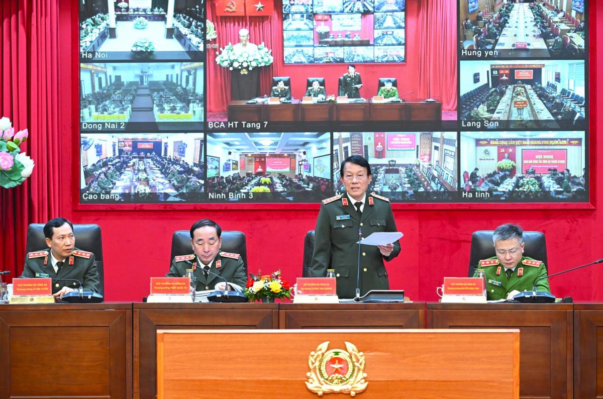 Đại tá Nguyễn Đại Đồng - Phó Bí thư Đảng ủy, Phó Giám đốc Công an TP chủ trì tại điểm cầu Công an TP Đà Nẵng.