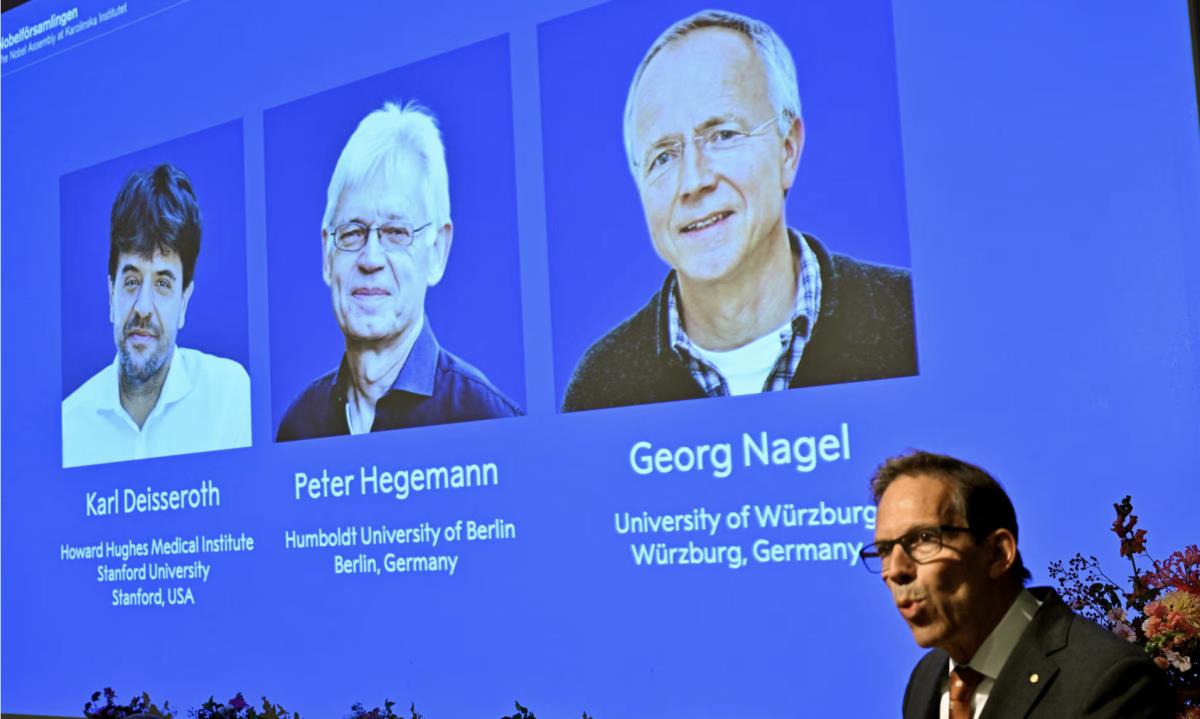 Chân dung 3 nhà khoa học được trao giải Nobel Y sinh 2026 - Ảnh: Reuters