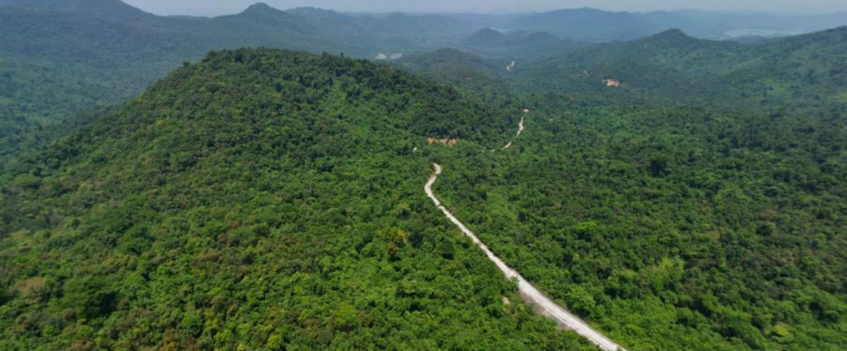 Quán ven đường.