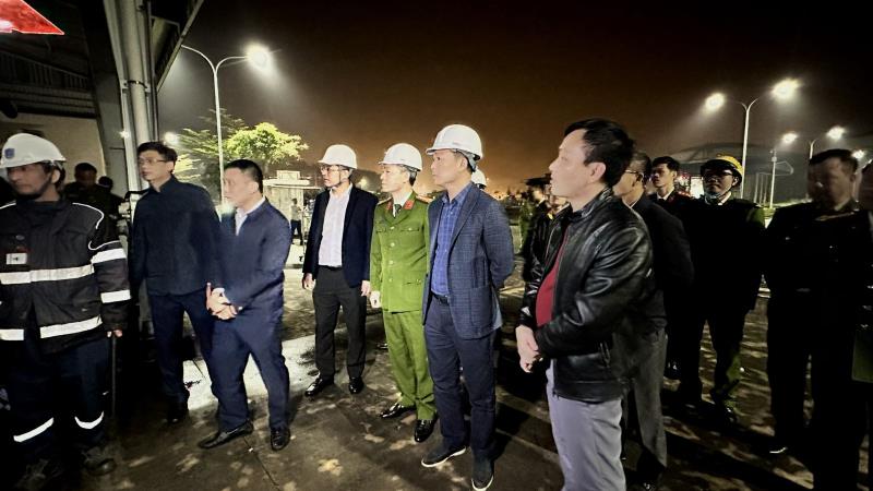 Lãnh đạo Công an tỉnh Thanh Hoá có mặt tại hiện trường chỉ đạo xác minh, điều tra vụ việc.