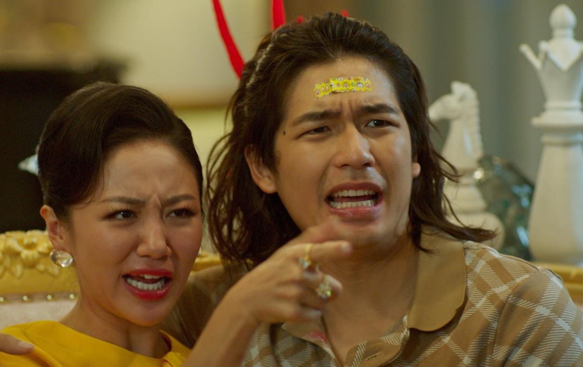 Trấn Thành trở thành đạo diễn 2.000 tỷ đầu tiên của Việt Nam.