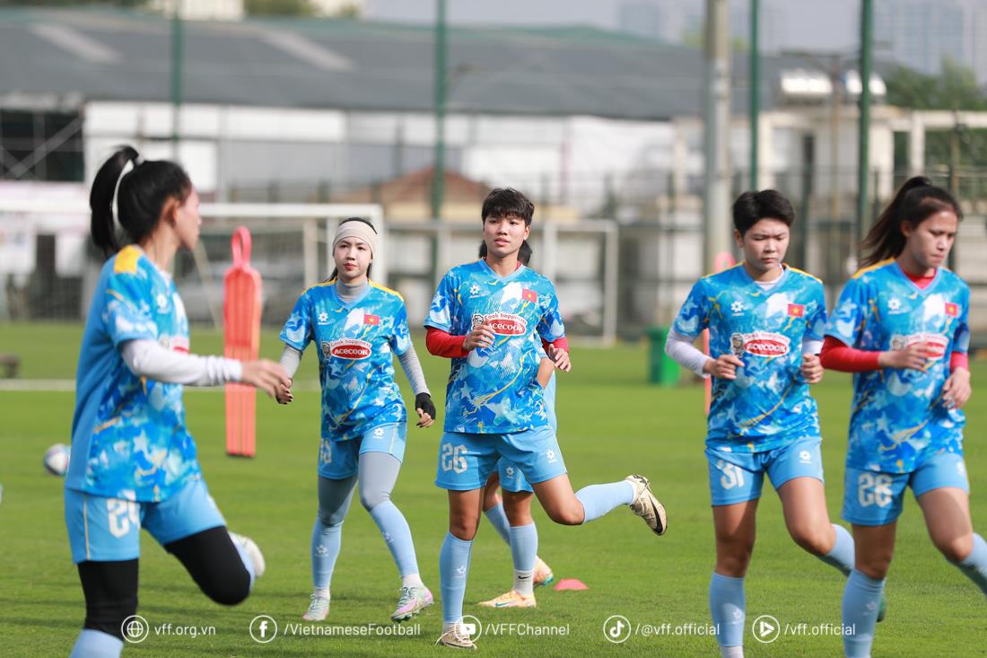 Đội tuyển nữ Việt Nam tập luyện chuẩn bị cho VCK nữ châu Á 2026.