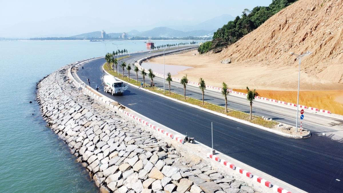 Đường dẫn vào cảng Liên Chiểu