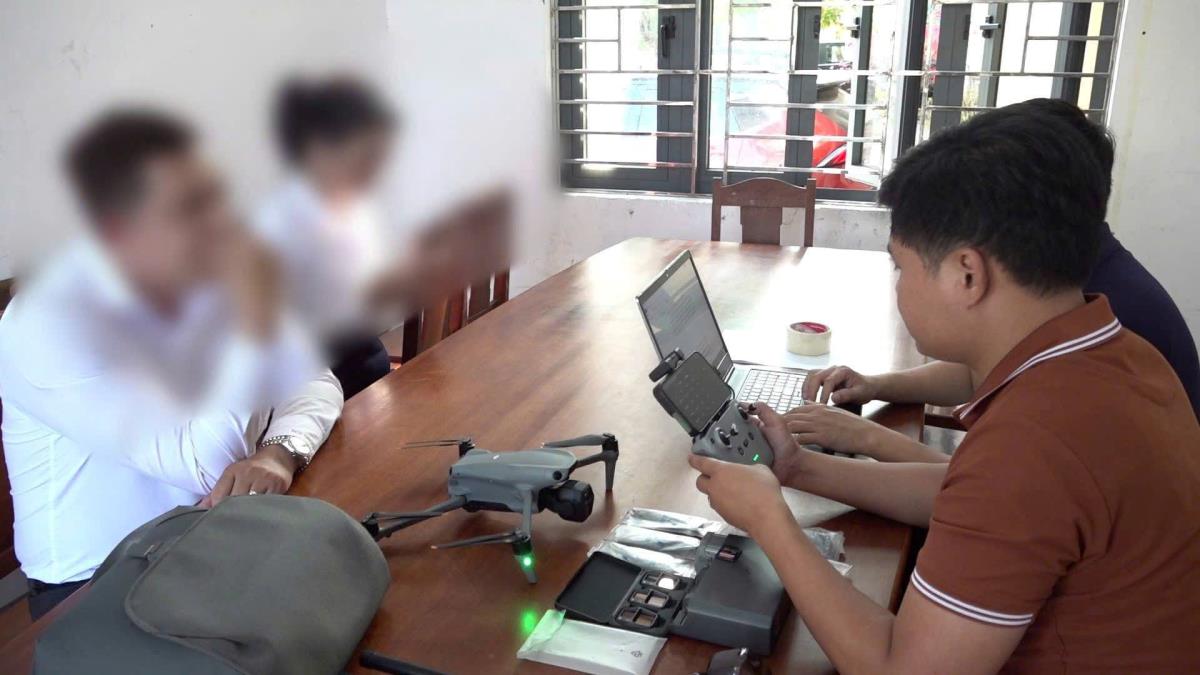Cơ quan chức năng xử lý một trường hợp vi phạm về sử dụng flycam.