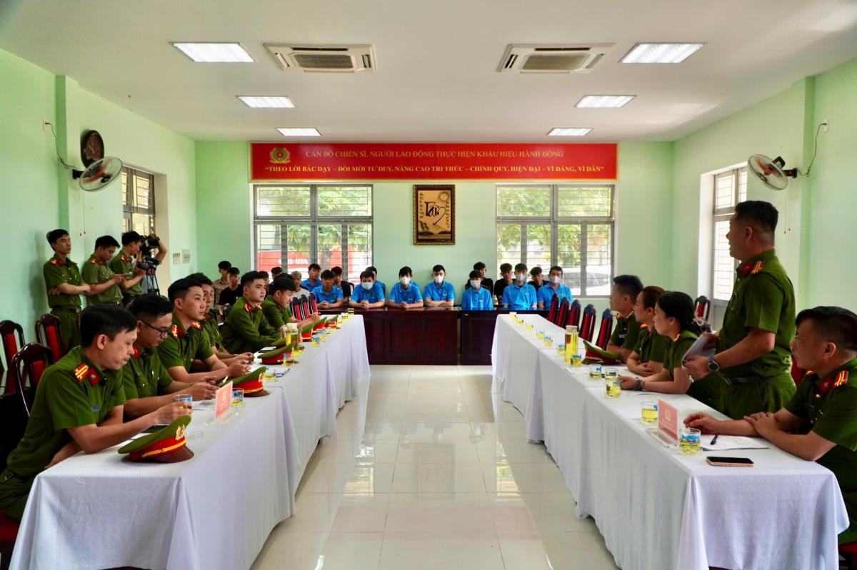 Công an phường Sơn Trà tổ chức giao lưu, tham quan tại Cơ sở cai nghiện ma túy số 1 TP Đà Nẵng.