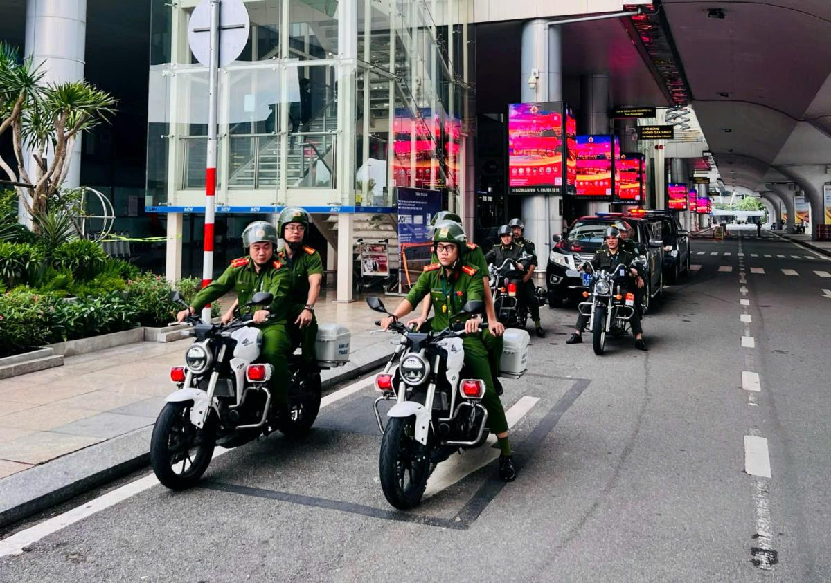 Nỗ lực vì sự bình yên cửa ngõ đường không Đà Nẵng