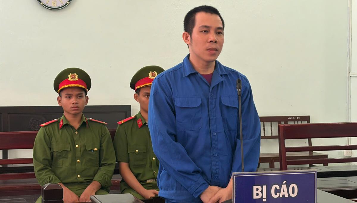 Bị cáo Nguyễn Văn Lộc tại phiên toà.