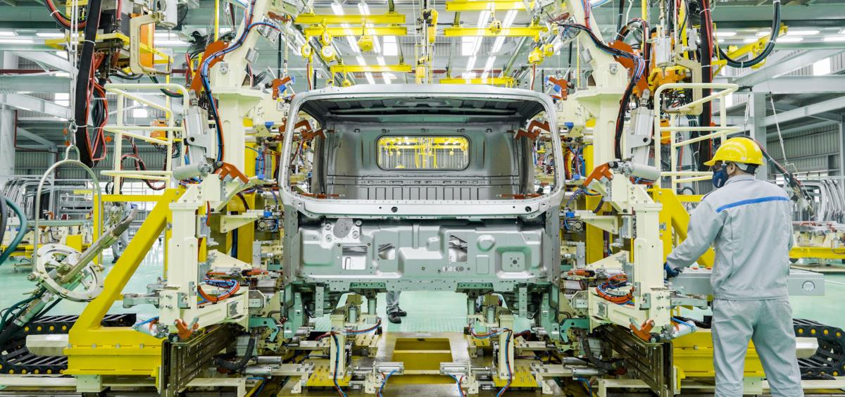 Dây chuyền hàn tại nhà máy THACO Tải (THACO AUTO).