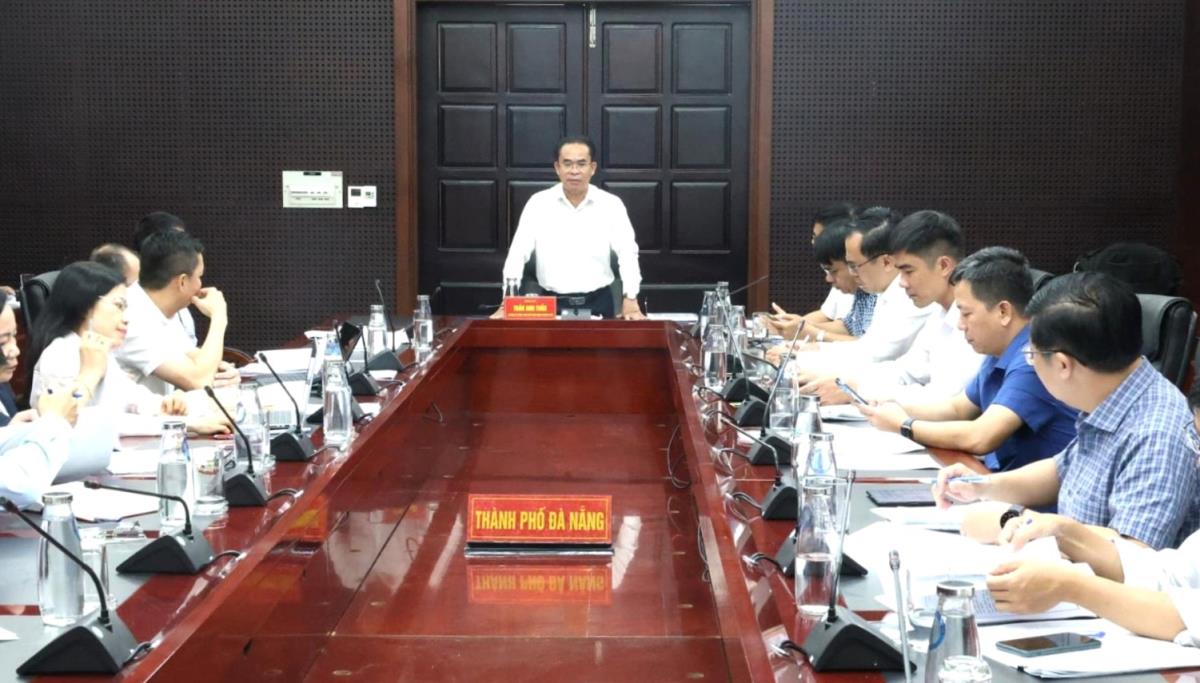 Lãnh đạo UBND xã Hòa Vang và huyện Bonghwa ký kết, trao đổi biên bản ghi nhớ hợp tác phái cử lao động Đà Nẵng sang Hàn Quốc làm việc trong năm 2025.