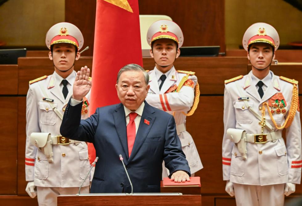 Chủ tịch nước Cộng hòa xã hội chủ nghĩa Việt Nam Tô Lâm tuyên thệ nhậm chức.