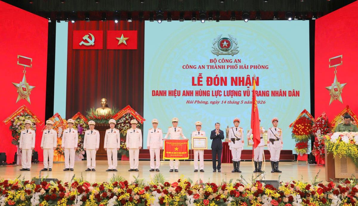 Công an thành phố Hải Phòng trang trọng đón nhận danh hiệu Anh hùng lực lượng vũ trang nhân dân
