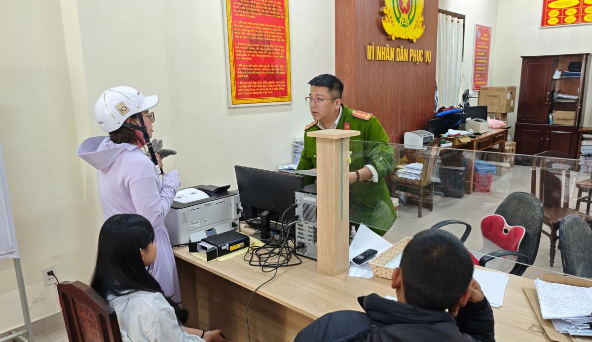 Gần dân hơn từ chuyển đổi số.