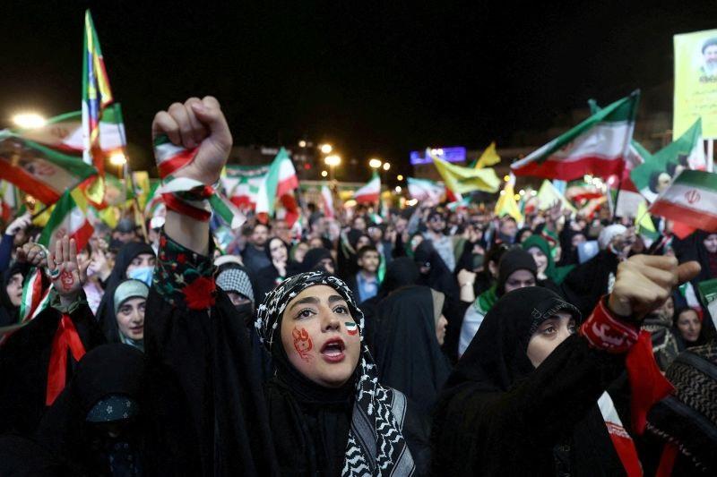 Mỹ họp khẩn bàn phương án quân sự đối với Iran