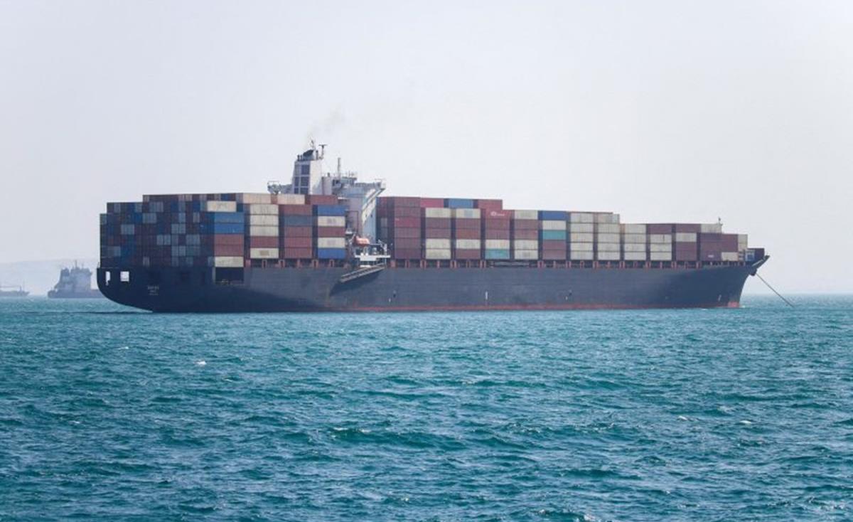 Ông Trump cảnh báo Iran sau vụ đấu hỏa lực với tàu chiến Mỹ ở Hormuz