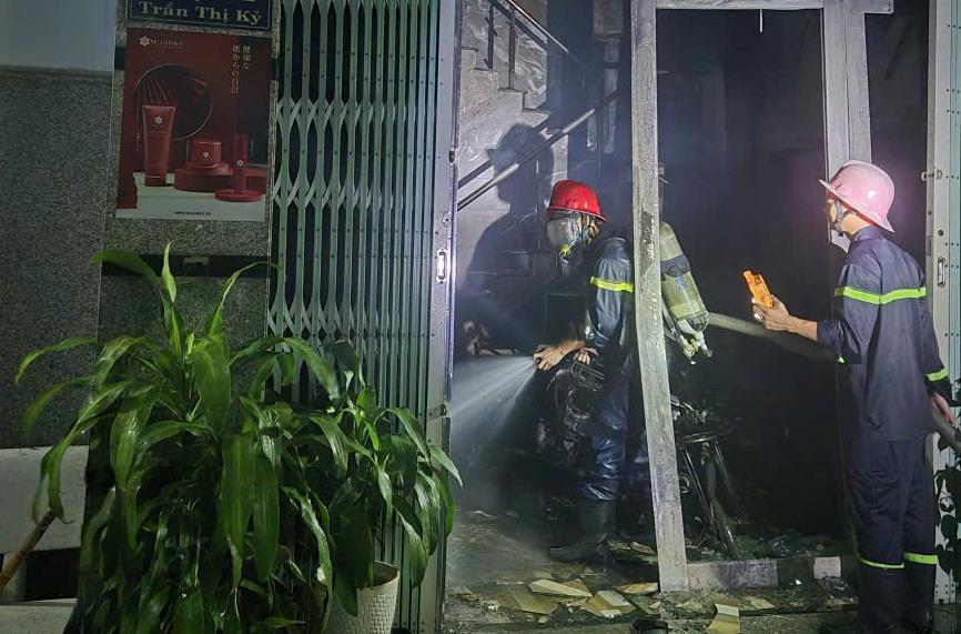 Nhiều tài sản bị thiêu rụi
