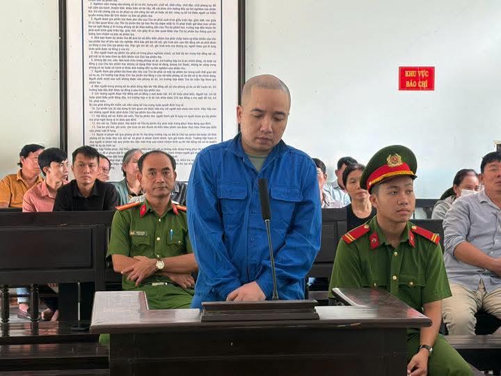 Bị cáo Võ Nguyễn Hoàng Nguyên tại phiên tòa.