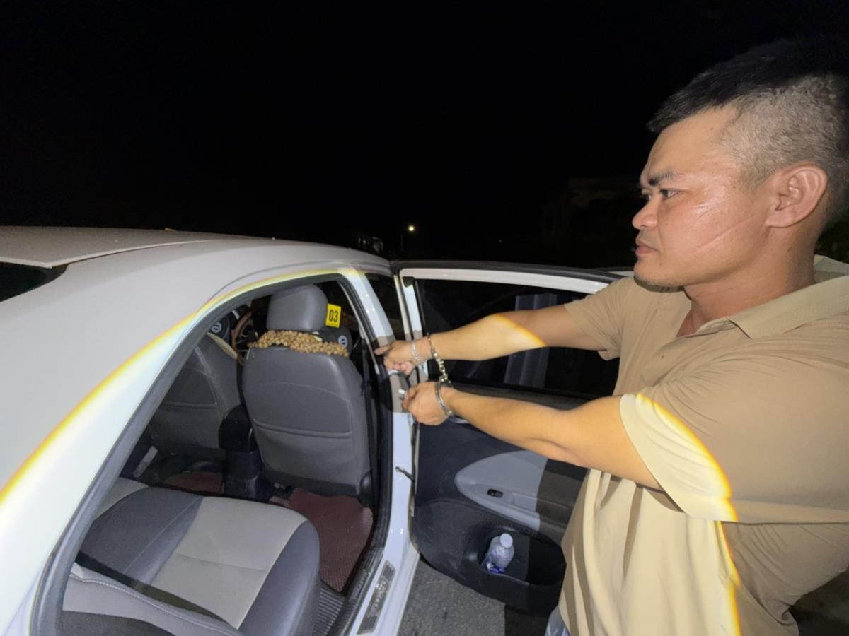 Đối tượng Năm bị bắt giữ tại hiện trường.