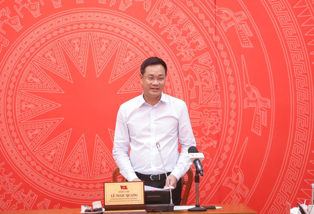 Phó Bí thư Thành ủy Ngô Xuân Thắng phát biểu tại buổi làm việc.