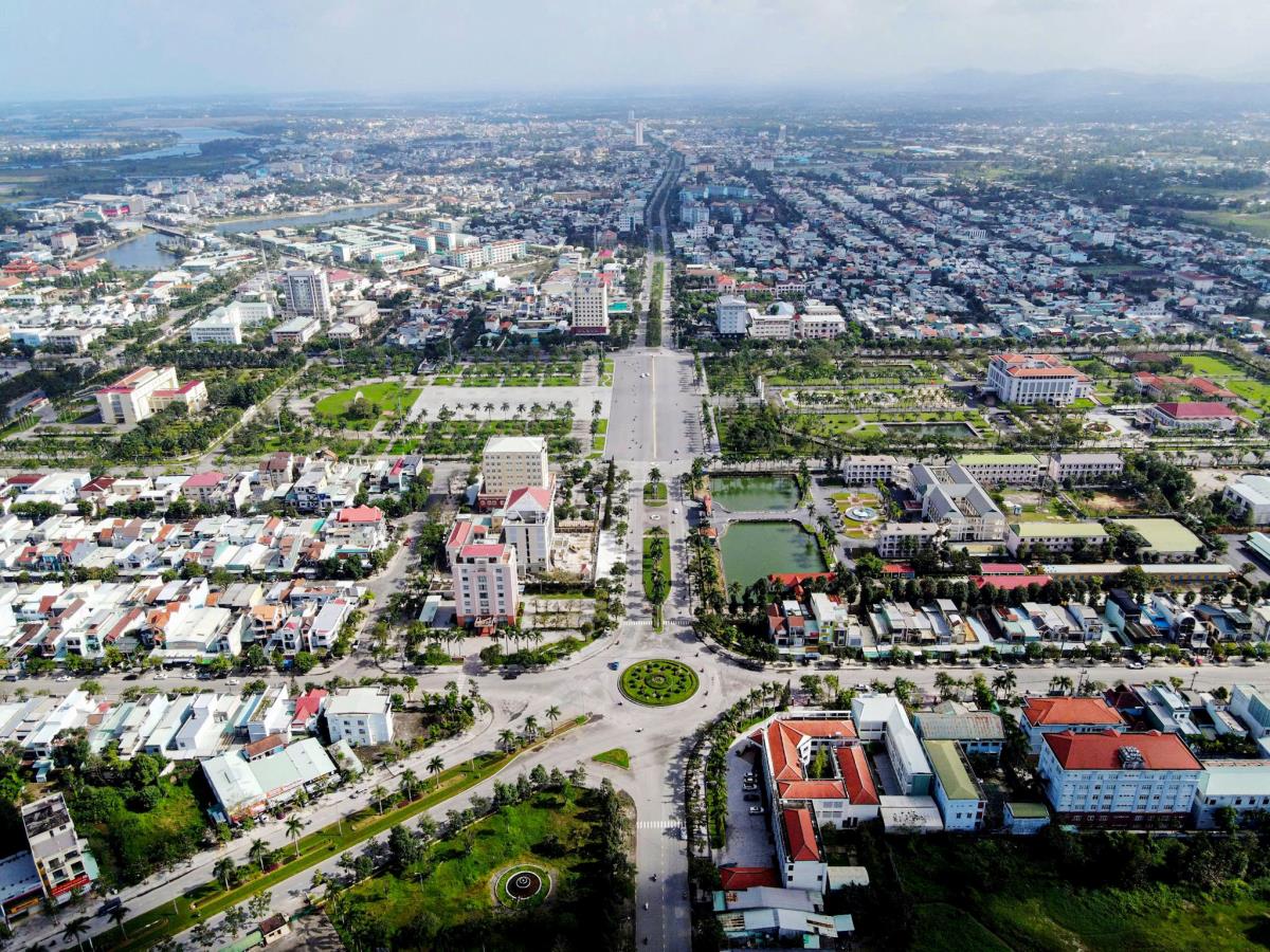 Siêu thị Co.opmart Tam Kỳ về đêm. Ảnh: Minh Sơn