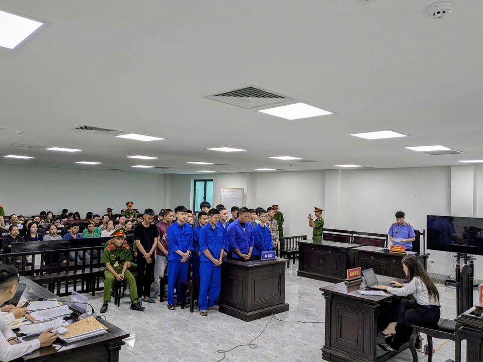Các bị cáo tại phiên tòa. Ảnh: VKSHT