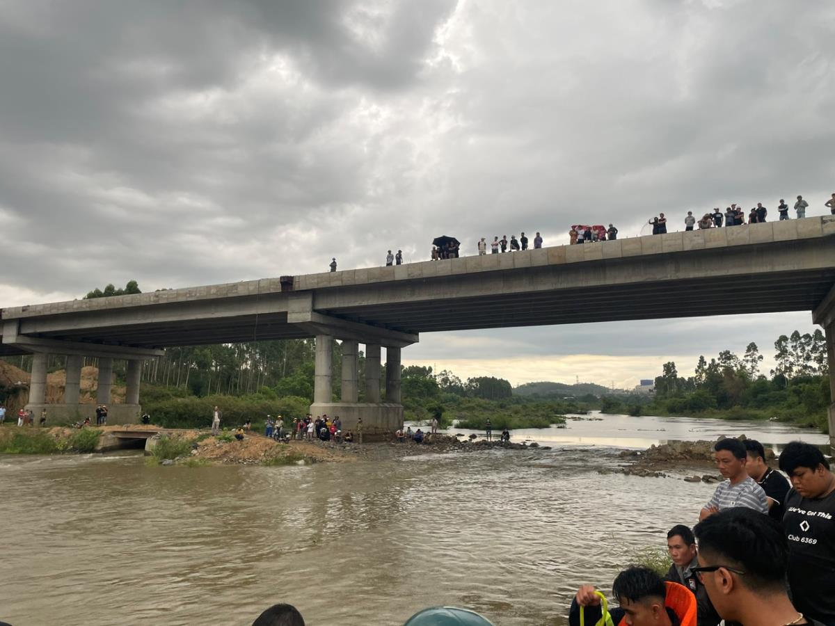 Khu vực xảy ra vụ tai nạn.