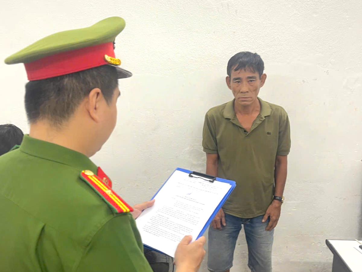 Cơ quan Công an đối tượng Hùng.