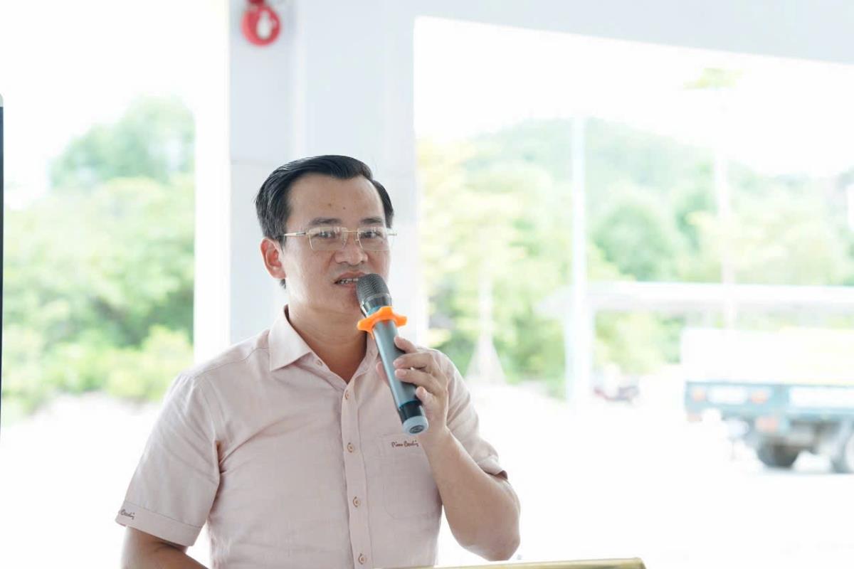 Toàn cảnh chợ mới Hòa Hiệp, phường Hải Vân.