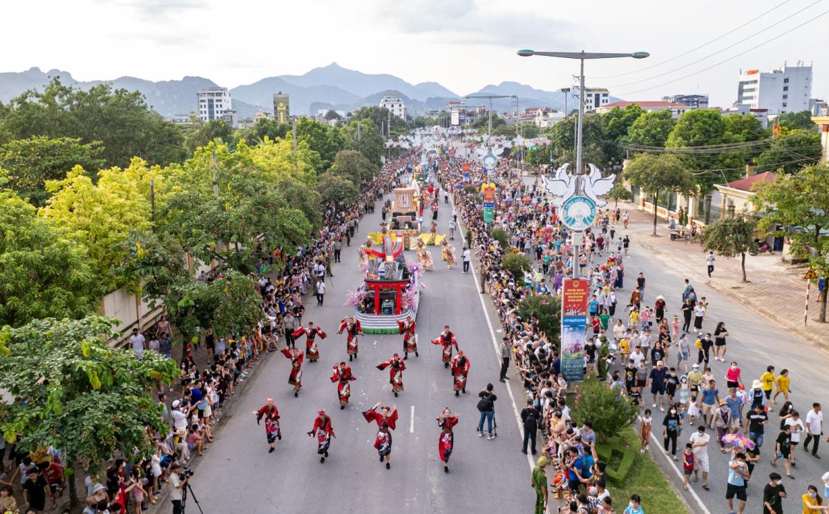 Đường phố Vinh sắp đón chào các diễn ra chuỗi hoạt động Carnival sôi động.