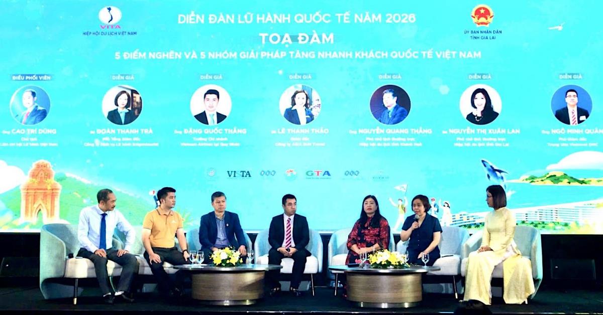 Tọa đàm "Điểm nghẽn và các nhóm giải pháp tăng nhanh khách quốc tế đến Việt Nam".