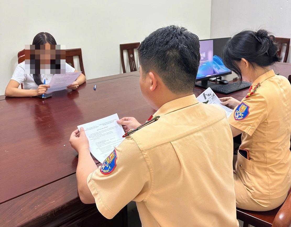 Cơ quan Công an làm việc với chị N.T.N.A.