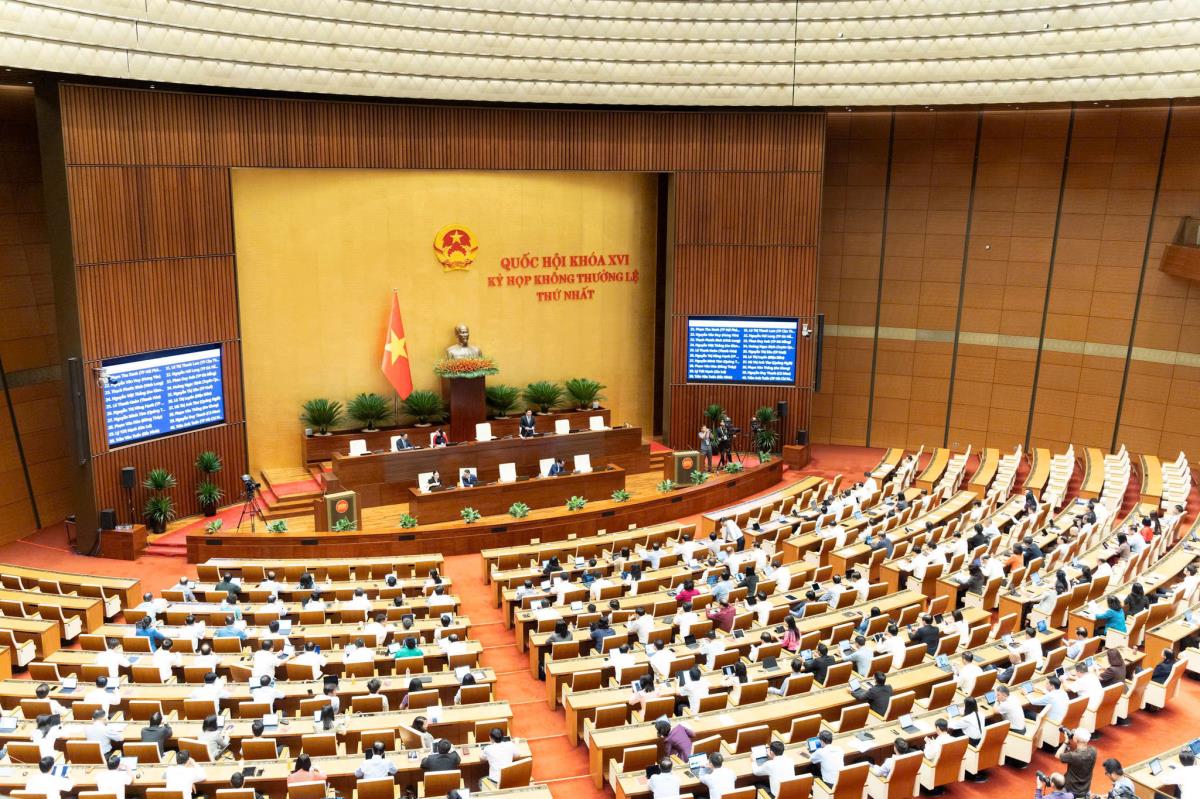 Đoàn Đại biểu Quốc hội TP Đà Nẵng tham dự phiên họp sáng 21-8.