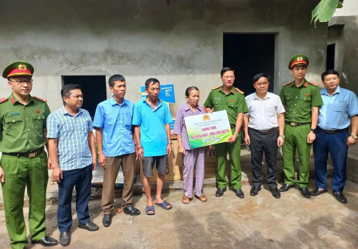 Lan tỏa phong trào Ba nhất vì bình yên địa bàn