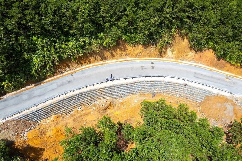 Cung đường tuyệt đẹp đi vùng cao bị hư hỏng nặng đã được Đà Nẵng khắc phục như thế nào?