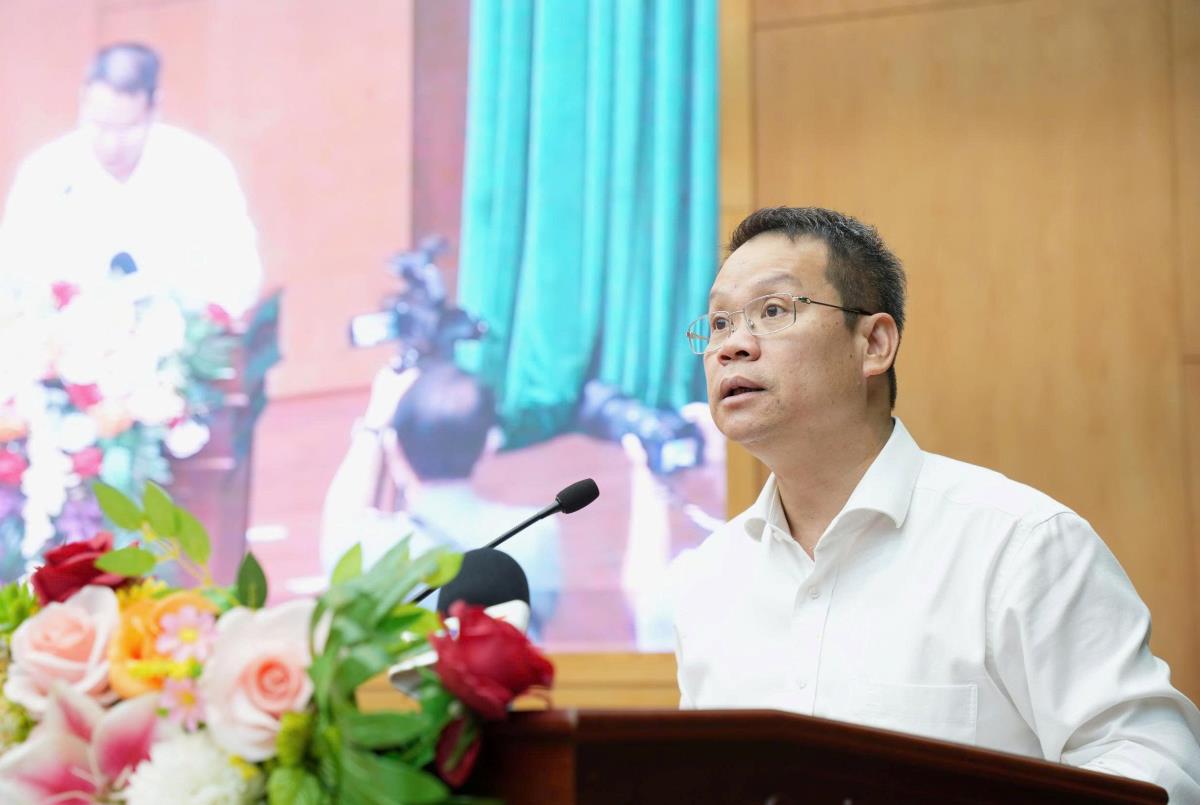 Lãnh đạo thành phố, Công an thành phố Đà Nẵng tặng hoa chúc mừng ra mắt Tổ chuyên gia an ninh mạng thành phố Đà Nẵng
