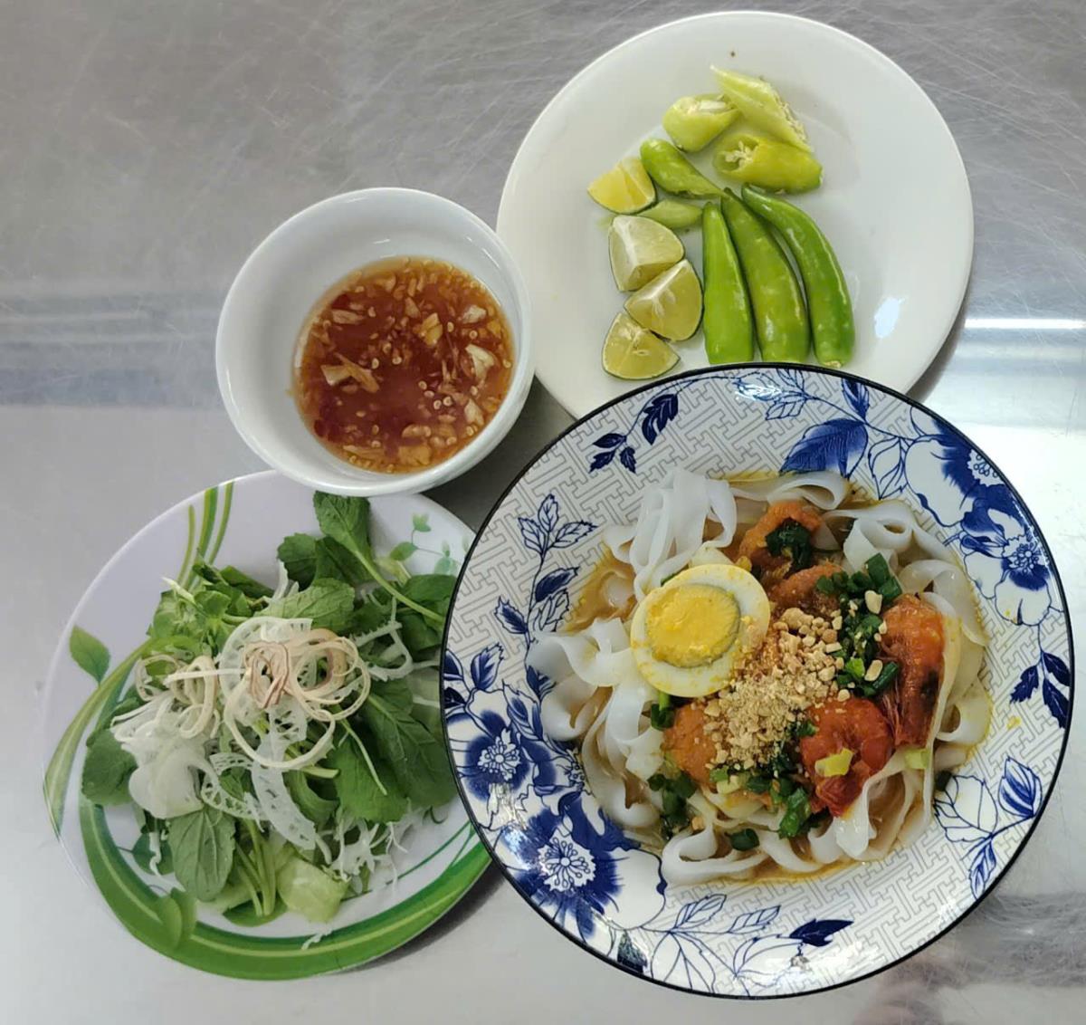 Mỳ Quảng mang đậm bản sắc và tinh hoa ẩm thực xứ Quảng