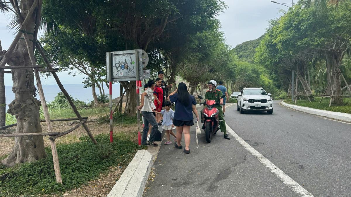 Răn đe, giáo dục các thanh thiếu niên tụ tập gây mất ANTT