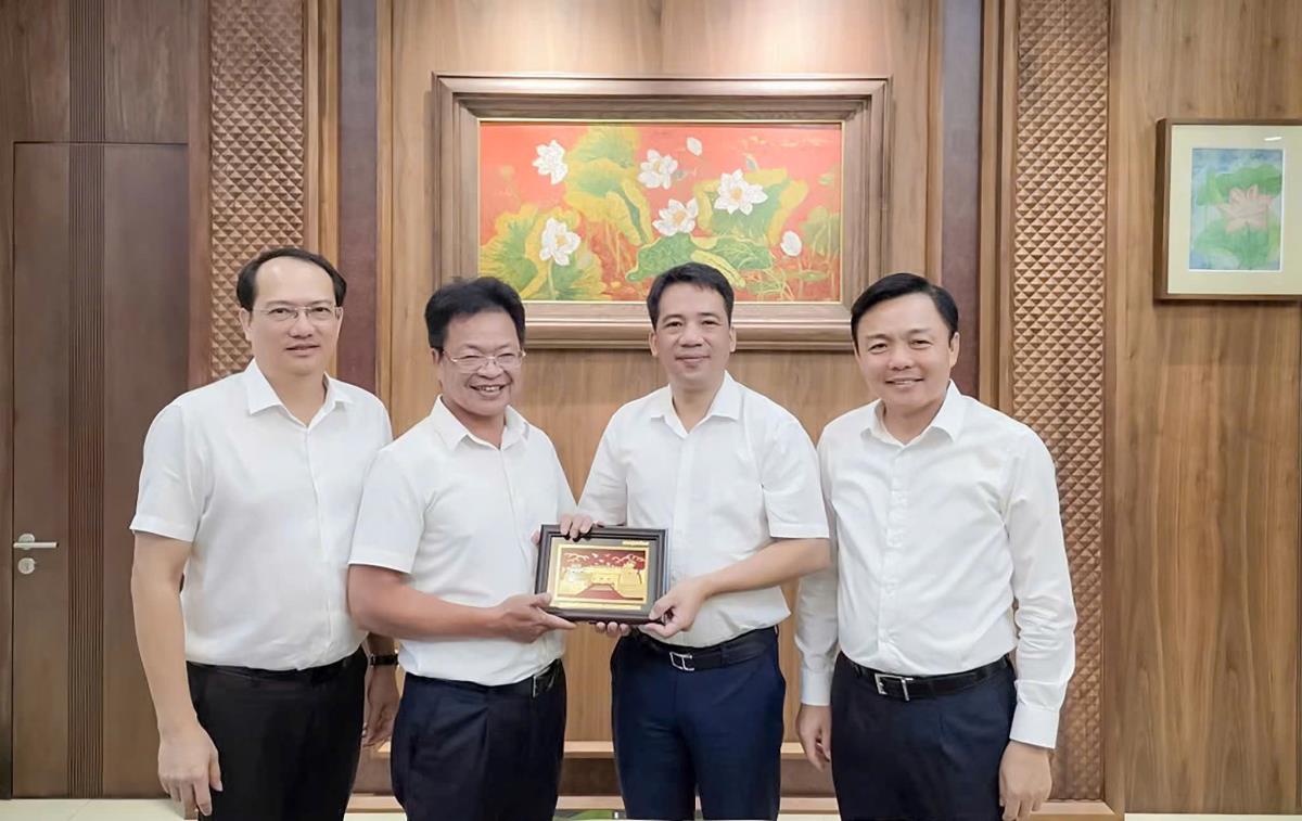Tàu hơi nước Huế - Đà Nẵng dự kiến chạy thử tháng 10